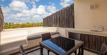 Apartment with Private Hot Tub in Tulum