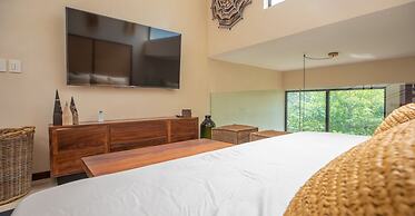 Apartment with Private Hot Tub in Tulum