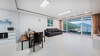 Clover spa pension
