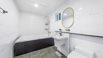 Clover spa pension