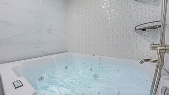 Clover spa pension