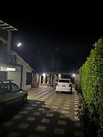 Inviting 14-bed Villa, Sleeps 29, Parking