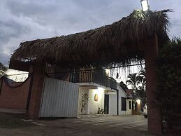 Inviting 14-bed Villa, Sleeps 29, Parking
