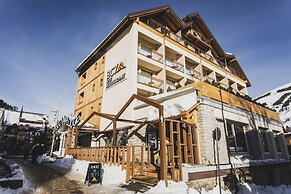 Base Camp Lodge Les 2 Alpes