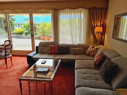 Paradise lake view Apartment