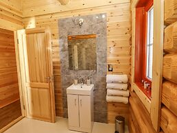 Holly Lodge