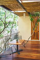TreeHouse Boutique Hotel - Adults Only