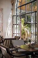 TreeHouse Boutique Hotel - Adults Only