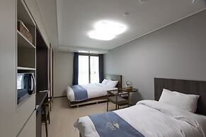 Golden Planet Hotel & Resort
