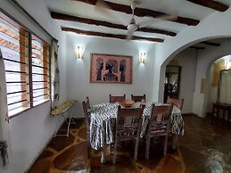Marine Holiday House
