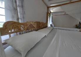 Marine Holiday House