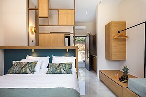 Mira Mare Luxury Residence