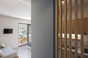 Mira Mare Luxury Residence