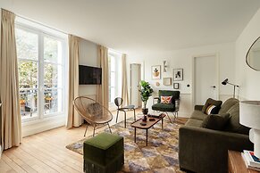 My Maison In Paris - Louvre