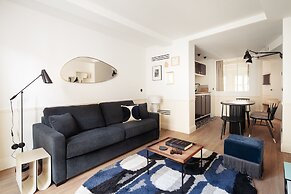 My Maison In Paris - Louvre
