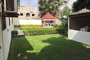 Brusubi 2-beds, Sleeps 6, Pet Friendly & Parking