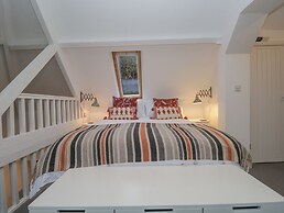 Moorhurst Cottage