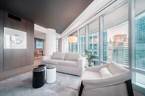 Paradox Vancouver
