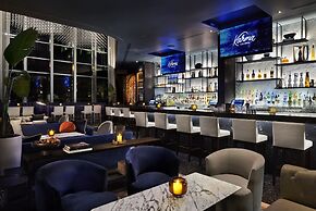 Paradox Vancouver