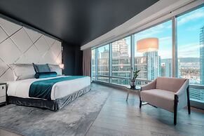 Paradox Vancouver