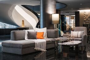 Paradox Vancouver
