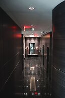 Paradox Vancouver