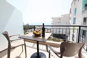 Joanna Suites