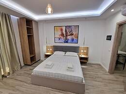 Joanna Suites