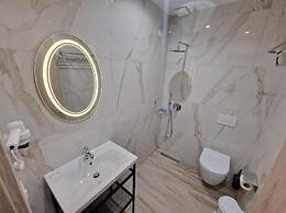 Joanna Suites