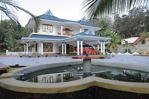 Captivating 5-bed Villa in Vettiyar