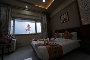 The Sky Imperial  Hotel Gopal Darshan