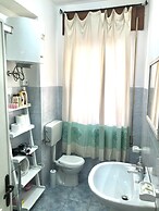 City Bb Chic Room With Shared Bathroom