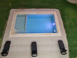 Hotel Makech