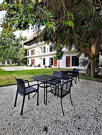 Hotel Makech