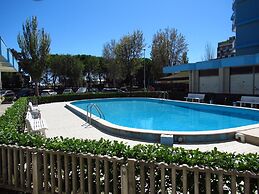 Seafront Apartment With Pool