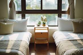Tainan Sleepie Inn