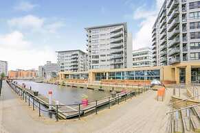 Deluxe City Centre Apt Balcony View Free Parking