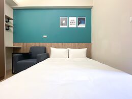 Sunshine Hotel