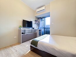 Sunshine Hotel
