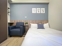 Sunshine Hotel