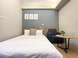 Sunshine Hotel