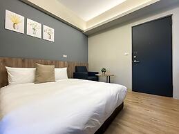 Sunshine Hotel
