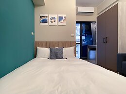 Sunshine Hotel