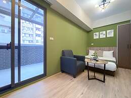 Sunshine Hotel