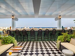 LIV Urban Suites
