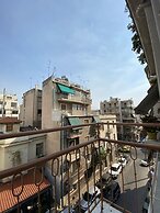 A Skip Away from the Acropolis Museum