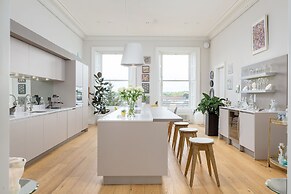 Crescent House