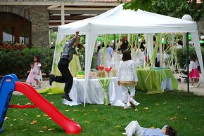 Yannis Resort Hotel