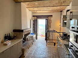 Captivating House in Palmoli Sleeps 2 Plus 2