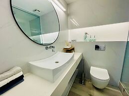C Tower Apartments